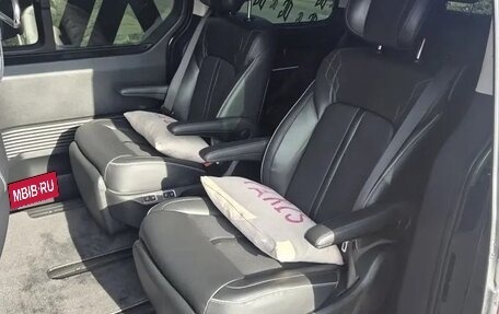 Hyundai Staria, 2023 год, 7 500 000 рублей, 9 фотография