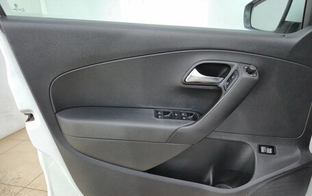 Volkswagen Polo VI (EU Market), 2018 год, 1 030 000 рублей, 7 фотография