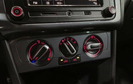 Volkswagen Polo VI (EU Market), 2018 год, 1 030 000 рублей, 19 фотография