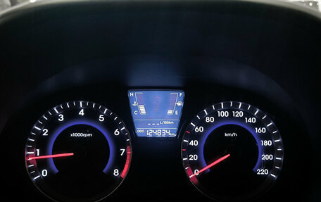 Hyundai Solaris II рестайлинг, 2013 год, 775 000 рублей, 16 фотография