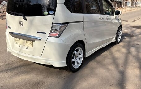 Honda Freed I, 2012 год, 1 200 000 рублей, 2 фотография