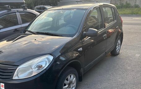 Renault Sandero I, 2010 год, 350 000 рублей, 2 фотография