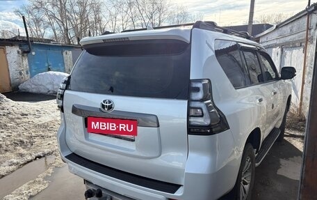 Toyota Land Cruiser Prado 150 рестайлинг 2, 2018 год, 3 800 000 рублей, 3 фотография