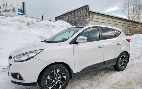 Hyundai ix35 I рестайлинг, 2011 год, 1 400 000 рублей, 2 фотография