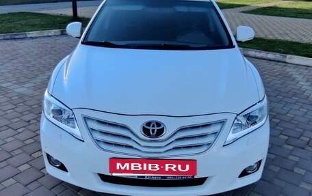 Toyota Camry, 2011 год, 1 320 000 рублей, 2 фотография