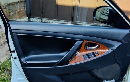 Toyota Camry, 2011 год, 1 320 000 рублей, 20 фотография