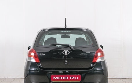 Toyota Vitz, 2010 год, 659 000 рублей, 6 фотография