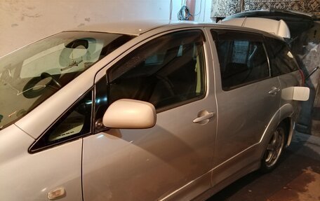 Toyota Wish II, 2005 год, 830 000 рублей, 3 фотография