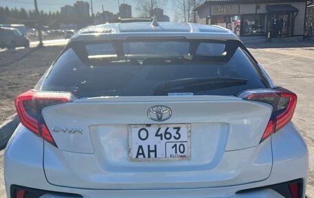 Toyota C-HR I рестайлинг, 2019 год, 2 500 000 рублей, 7 фотография