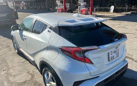 Toyota C-HR I рестайлинг, 2019 год, 2 500 000 рублей, 9 фотография