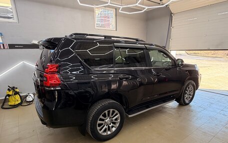 Toyota Land Cruiser Prado 150 рестайлинг 2, 2018 год, 4 480 000 рублей, 2 фотография