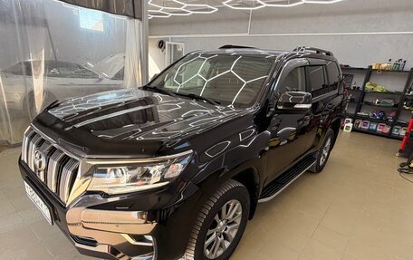 Toyota Land Cruiser Prado 150 рестайлинг 2, 2018 год, 4 480 000 рублей, 3 фотография