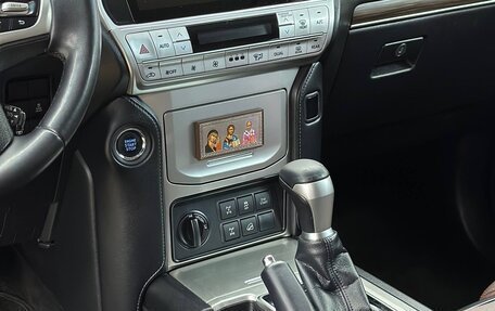 Toyota Land Cruiser Prado 150 рестайлинг 2, 2018 год, 4 480 000 рублей, 7 фотография