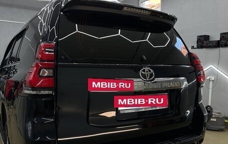 Toyota Land Cruiser Prado 150 рестайлинг 2, 2018 год, 4 480 000 рублей, 4 фотография