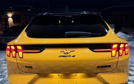 Ford Mustang Mach-E I, 2023 год, 5 100 000 рублей, 4 фотография