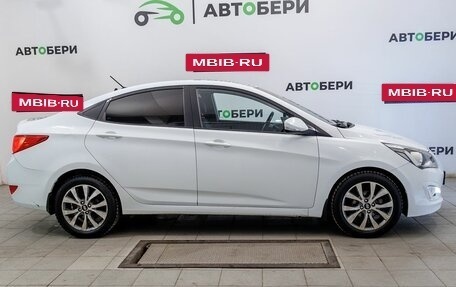 Hyundai Solaris II рестайлинг, 2015 год, 895 000 рублей, 4 фотография