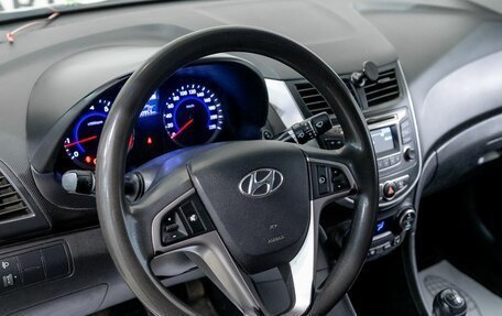 Hyundai Solaris II рестайлинг, 2015 год, 895 000 рублей, 17 фотография