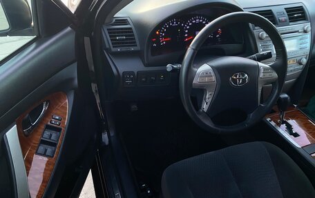 Toyota Camry, 2011 год, 1 390 000 рублей, 12 фотография