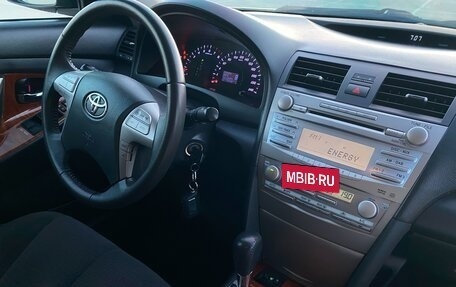 Toyota Camry, 2011 год, 1 390 000 рублей, 10 фотография