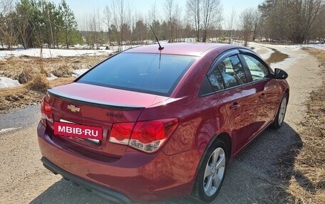 Chevrolet Cruze II, 2010 год, 690 000 рублей, 5 фотография
