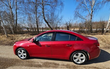 Chevrolet Cruze II, 2010 год, 690 000 рублей, 6 фотография