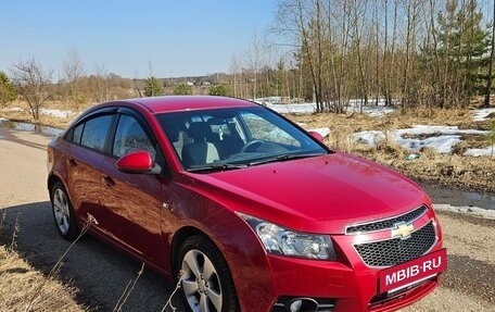 Chevrolet Cruze II, 2010 год, 690 000 рублей, 9 фотография