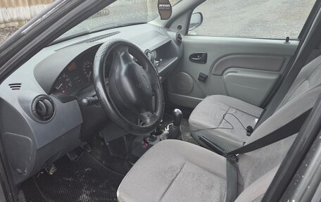 Renault Logan I, 2007 год, 200 000 рублей, 2 фотография