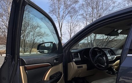 Toyota Highlander III, 2014 год, 3 100 000 рублей, 5 фотография