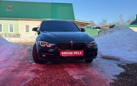 BMW 3 серия, 2017 год, 2 250 000 рублей, 2 фотография