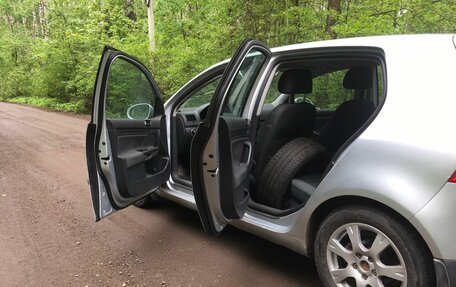 Volkswagen Golf V, 2004 год, 425 000 рублей, 5 фотография