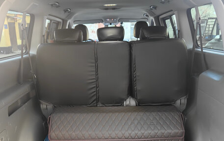 Hyundai H-1 II рестайлинг, 2013 год, 2 500 000 рублей, 13 фотография