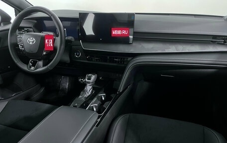 Toyota Camry, 2025 год, 4 489 000 рублей, 11 фотография