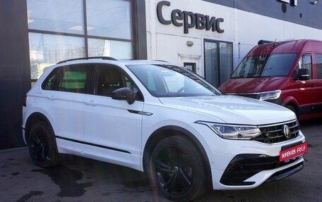 Volkswagen Tiguan II, 2021 год, 4 113 000 рублей, 3 фотография