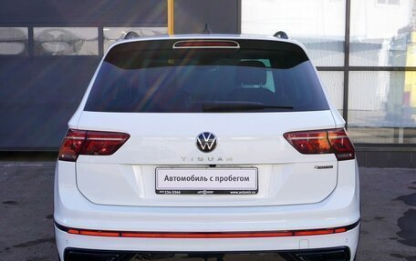 Volkswagen Tiguan II, 2021 год, 4 113 000 рублей, 7 фотография