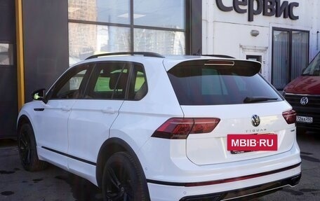 Volkswagen Tiguan II, 2021 год, 4 113 000 рублей, 6 фотография