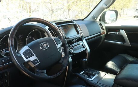 Toyota Land Cruiser 200, 2015 год, 4 480 000 рублей, 5 фотография