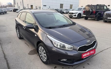 KIA cee'd III, 2013 год, 985 000 рублей, 2 фотография