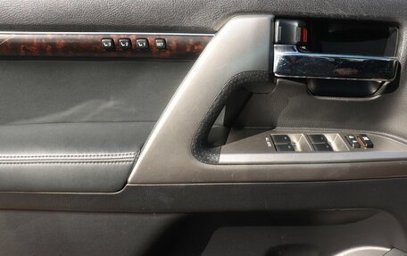 Toyota Land Cruiser 200, 2015 год, 4 480 000 рублей, 16 фотография