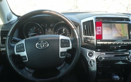 Toyota Land Cruiser 200, 2015 год, 4 480 000 рублей, 13 фотография