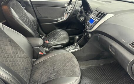 Hyundai Solaris II рестайлинг, 2013 год, 620 000 рублей, 12 фотография