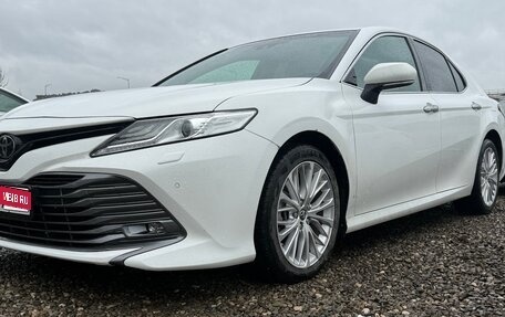 Toyota Camry, 2019 год, 2 850 000 рублей, 1 фотография