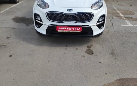 KIA Sportage IV рестайлинг, 2019 год, 2 600 000 рублей, 1 фотография