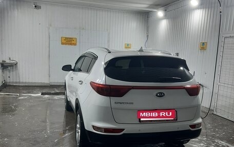 KIA Sportage IV рестайлинг, 2017 год, 2 200 000 рублей, 5 фотография