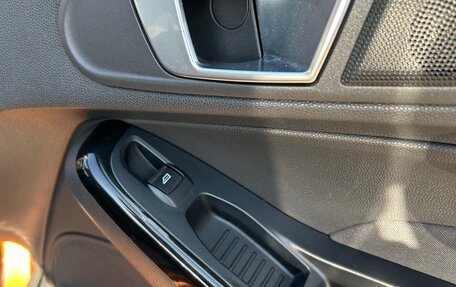 Ford Fiesta, 2015 год, 1 000 000 рублей, 7 фотография