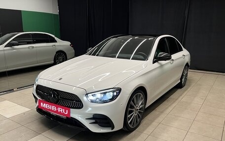 Mercedes-Benz E-Класс, 2020 год, 5 200 000 рублей, 3 фотография