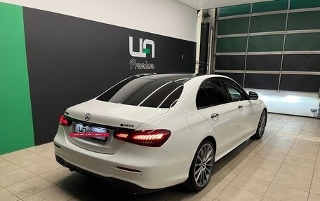 Mercedes-Benz E-Класс, 2020 год, 5 200 000 рублей, 6 фотография