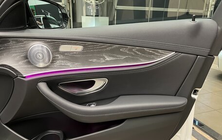 Mercedes-Benz E-Класс, 2020 год, 5 200 000 рублей, 22 фотография