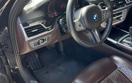 BMW 7 серия, 2019 год, 4 500 000 рублей, 13 фотография