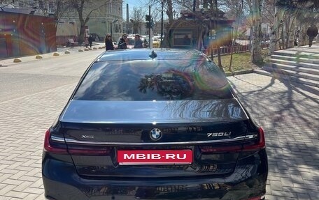 BMW 7 серия, 2019 год, 4 500 000 рублей, 8 фотография