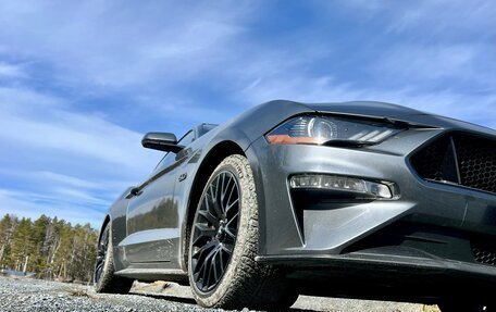 Ford Mustang VI рестайлинг, 2020 год, 4 200 000 рублей, 2 фотография